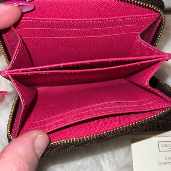 LOUIS VUITTON
Monogram 2015 Christmas Animation Zippy Coin Purse Hibiscus​​ - Picture 6 of 7